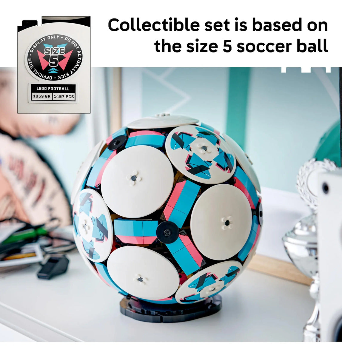 LEGO Pelota de Fútbol Construible - Set Coleccionable con Minifiguras